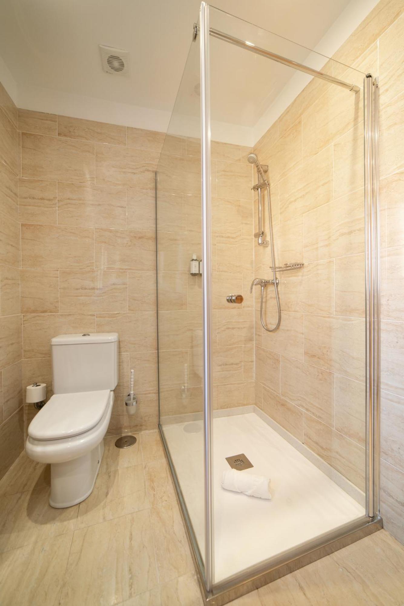 Deluxe Double Room with Terrace and Sea View,1621407735:JPEG